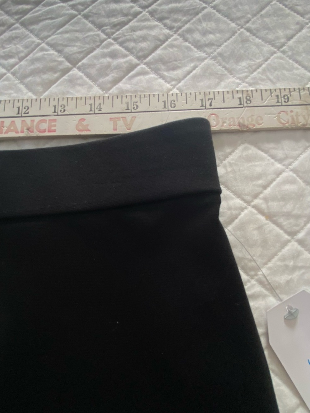Time and Tru Black Ponte Pencil Skirt - Sleek Workwear Size L (12-14) - Picture 9 of 12